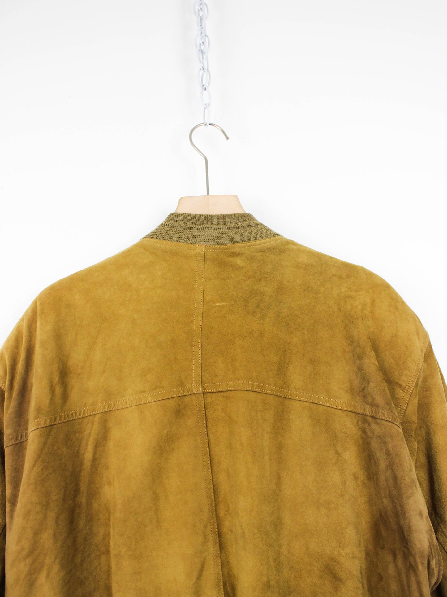 Вінтажний замшевий бомбер