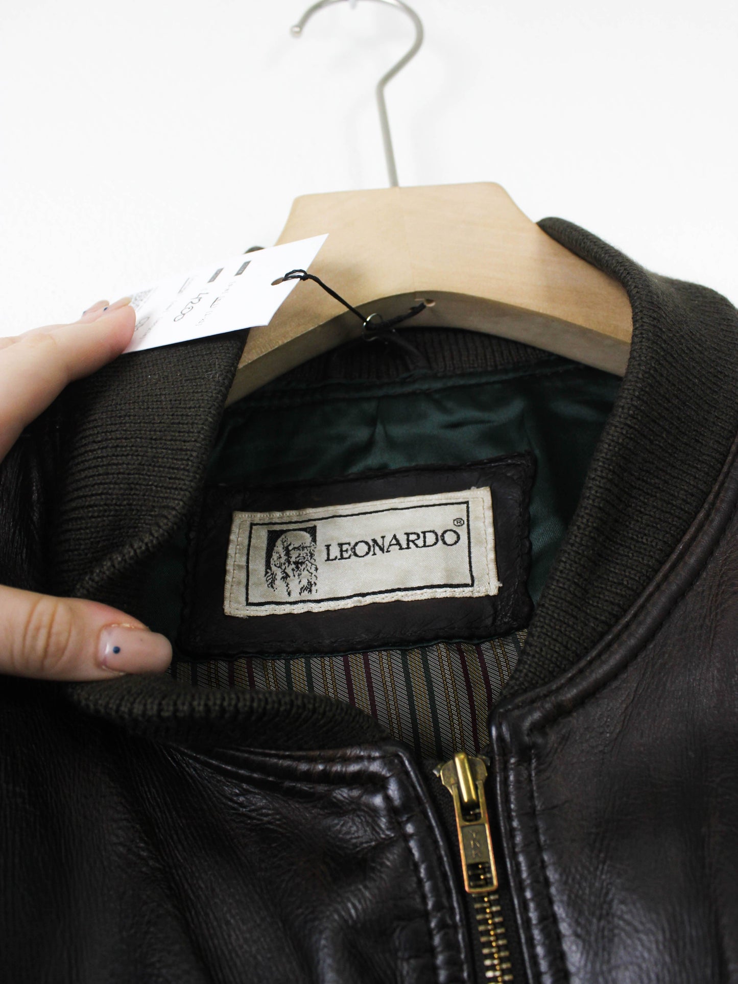 Кориневий шкіряний бомбер Leonardo