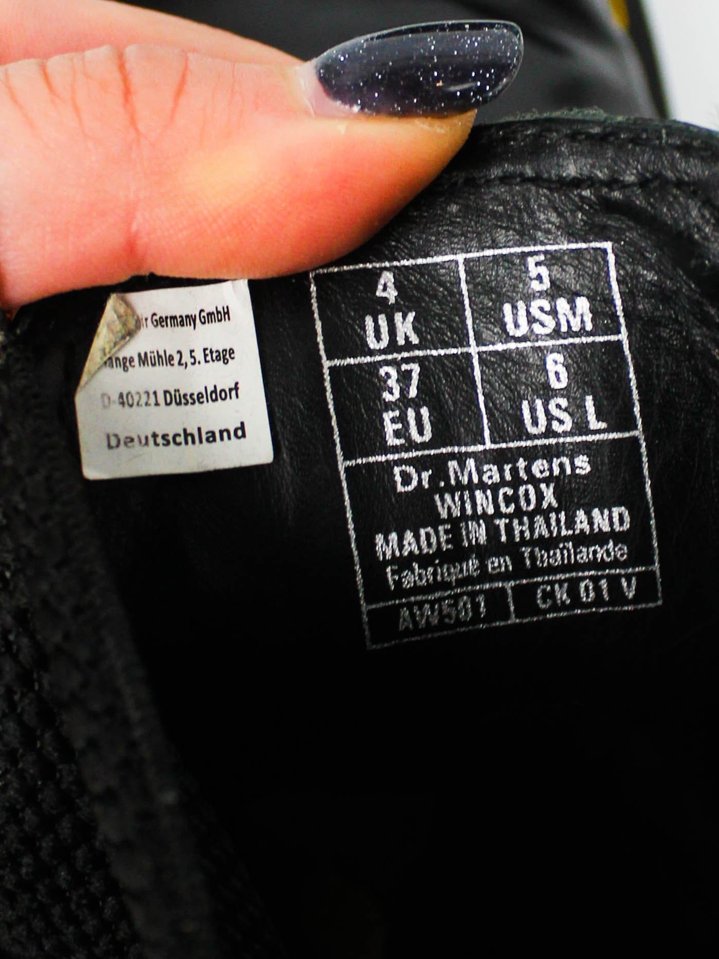 Dr. Martens Wincox Smooth Black