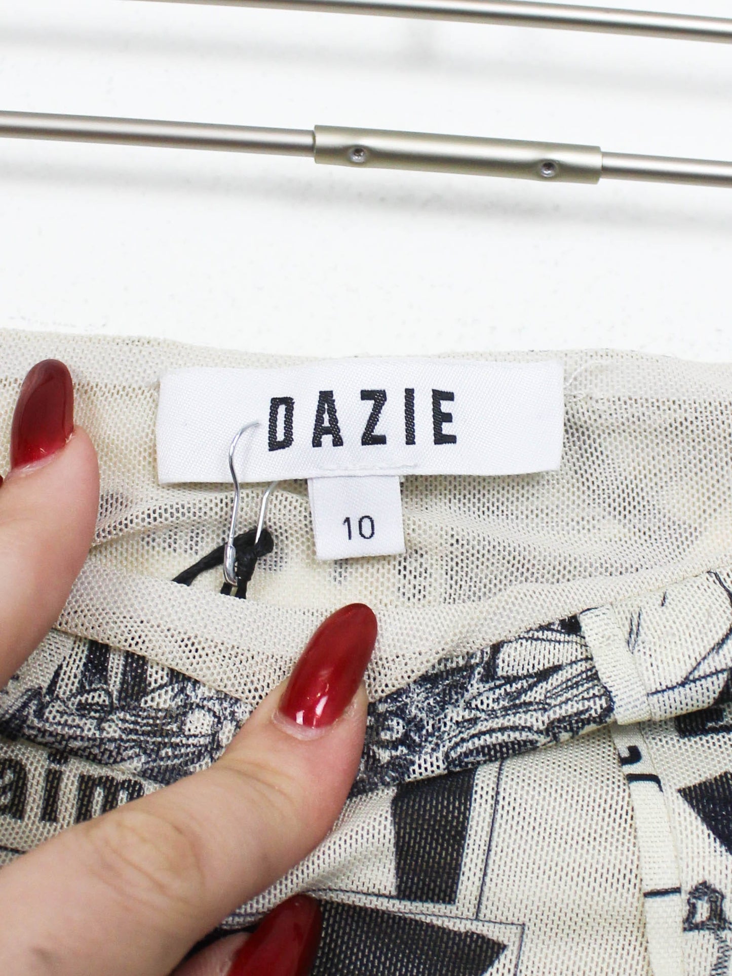 Спідниця з газетним принтом Dazie