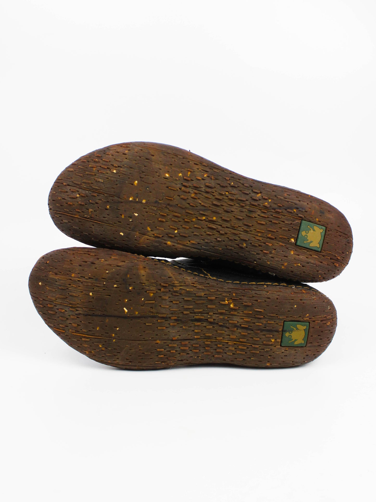 El Naturalista Leather Comfort Shoes