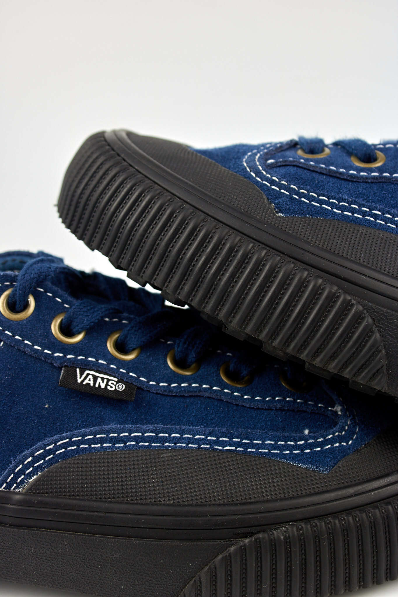 Vans Destruct Ultracush Mid MTE