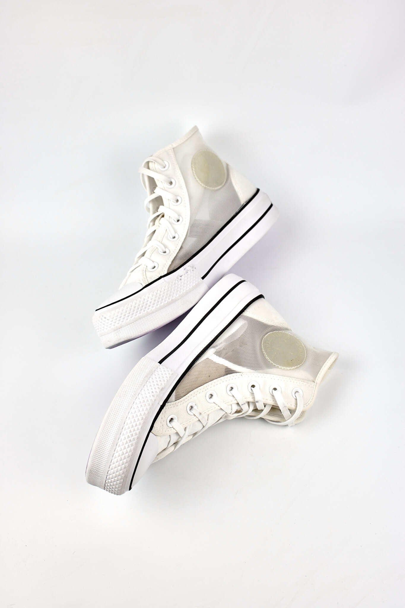 Converse Chuck Taylor Translucent Platform