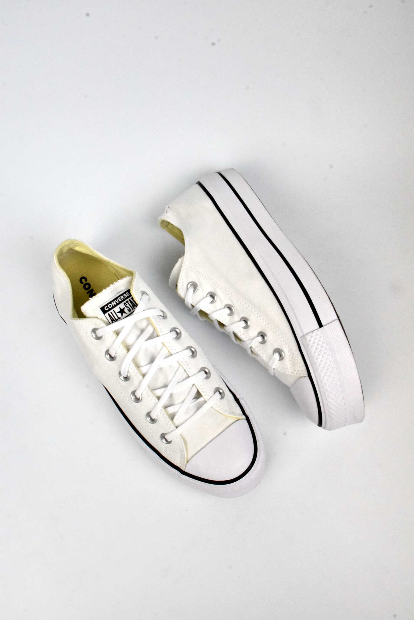 Converse Chuck Taylor Low White