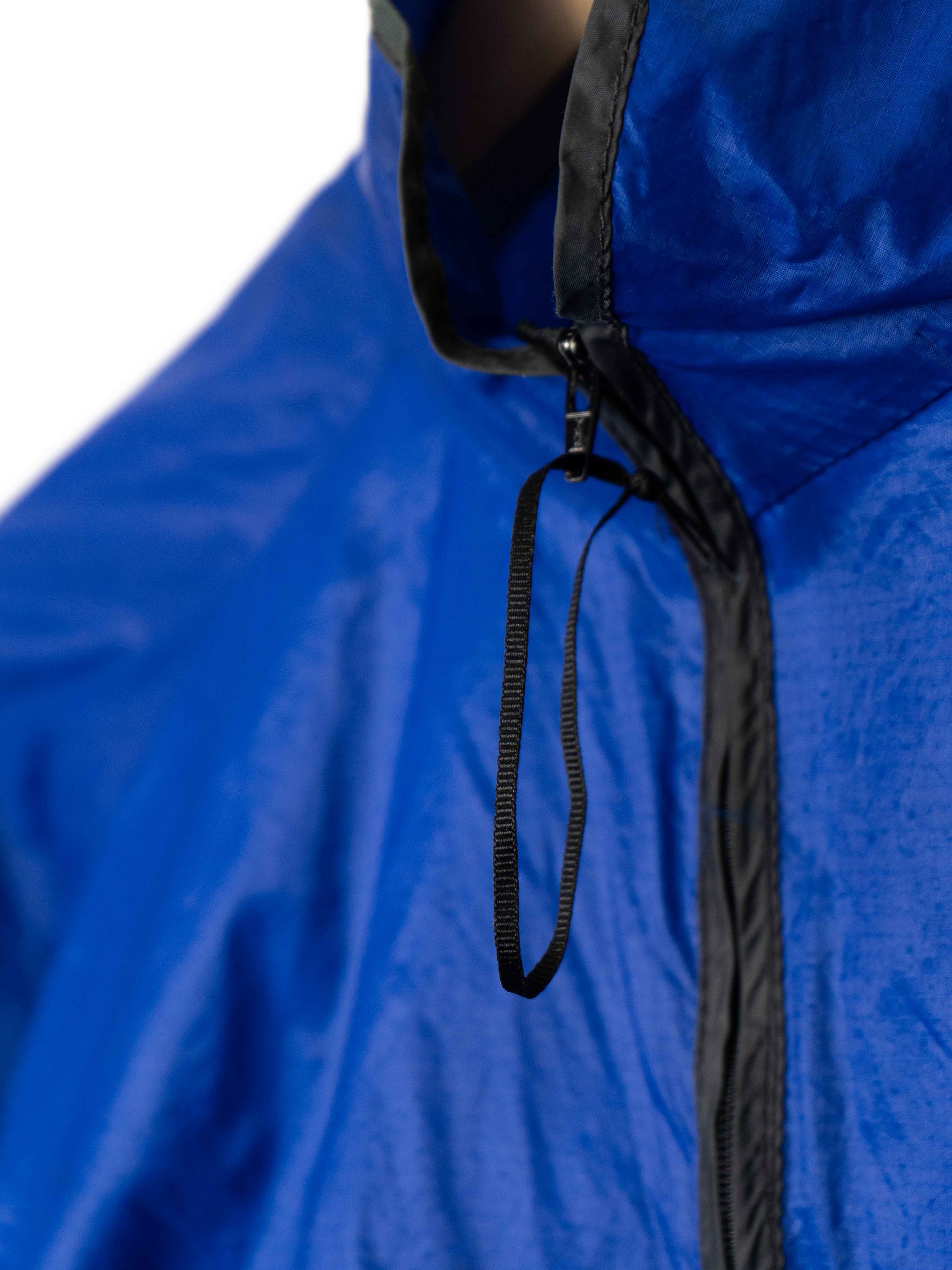 Блакитна вітровка Rab Quantum