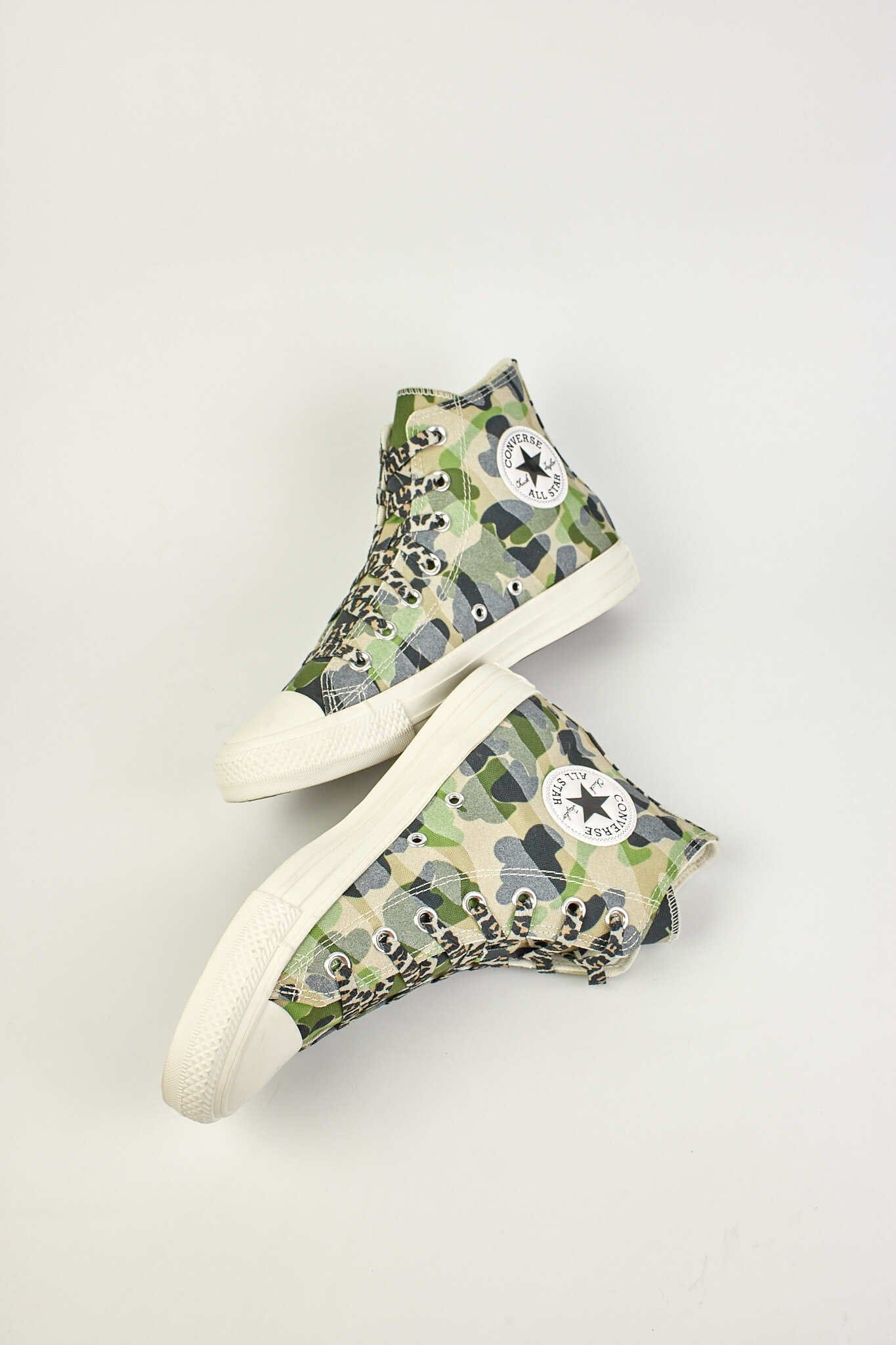 Converse Chuck Taylor Archive Print