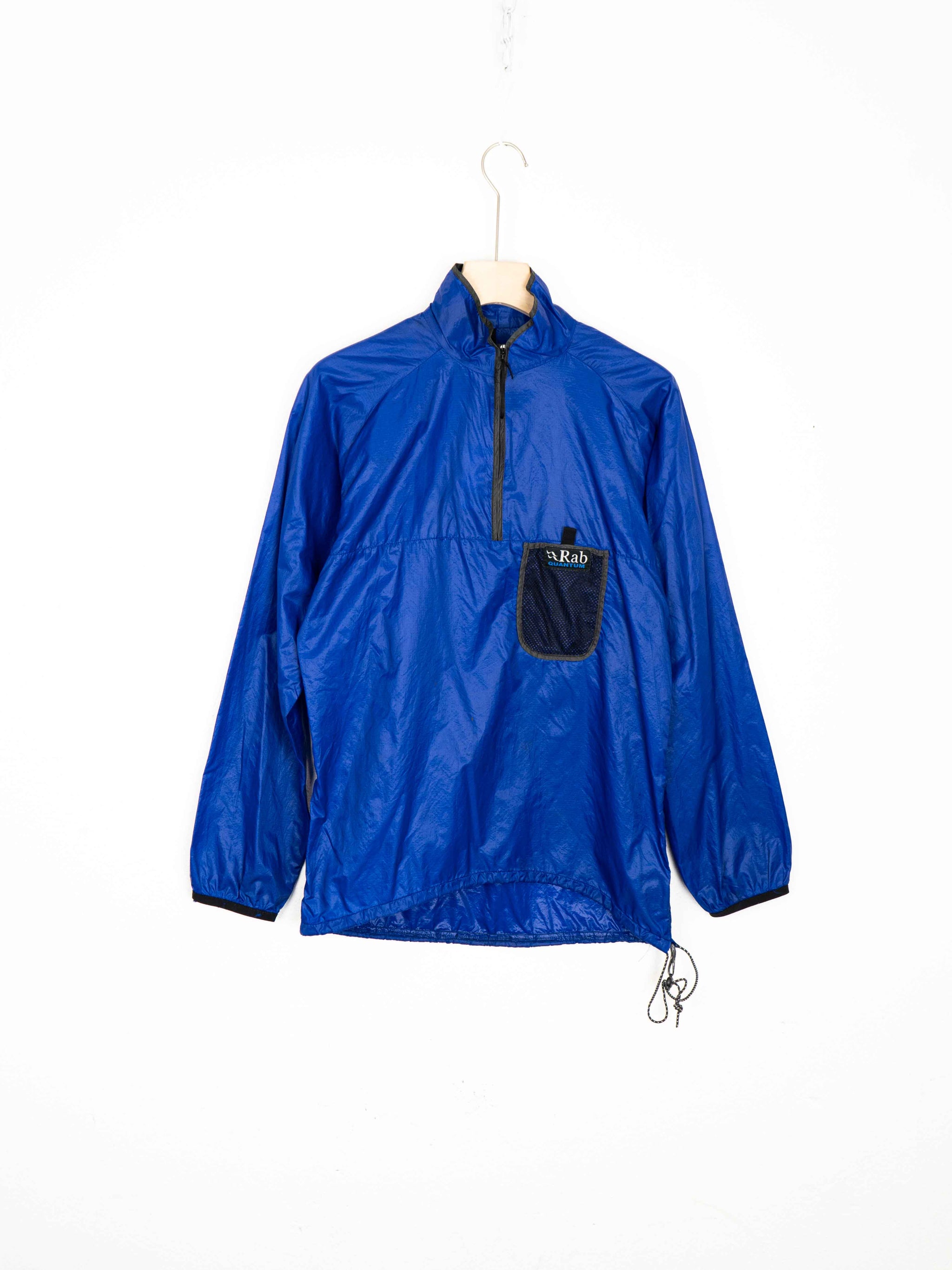 Блакитна вітровка Rab Quantum