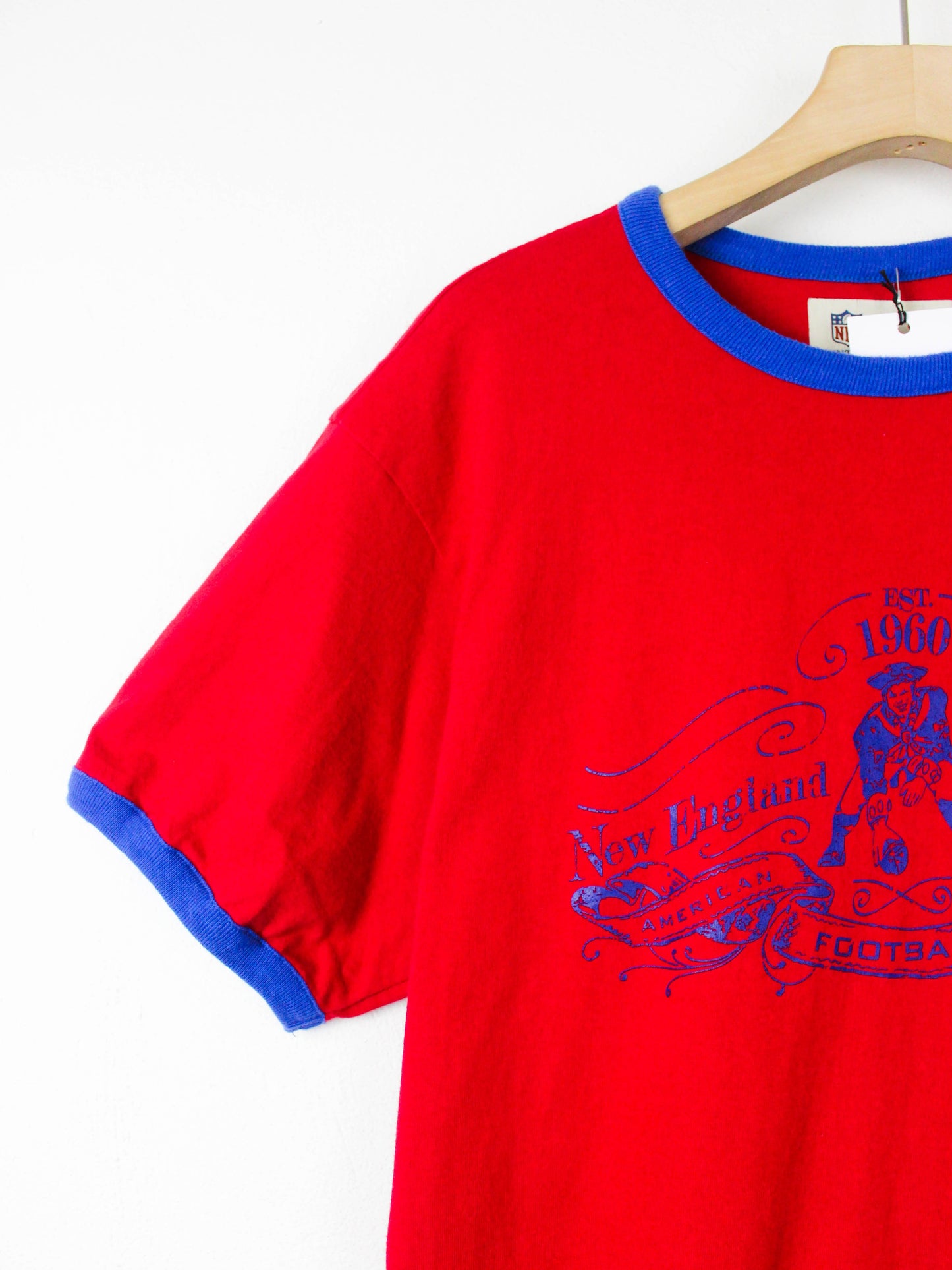 Червона футболка Mitchell & Ness