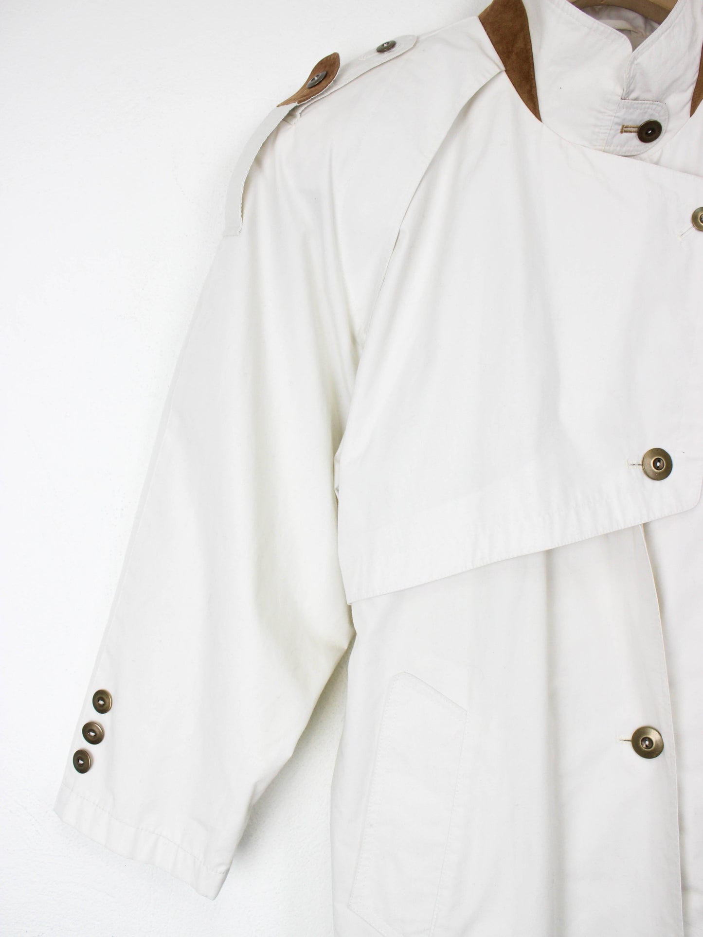 Білий тренч із шкіряними вставками SAVANA