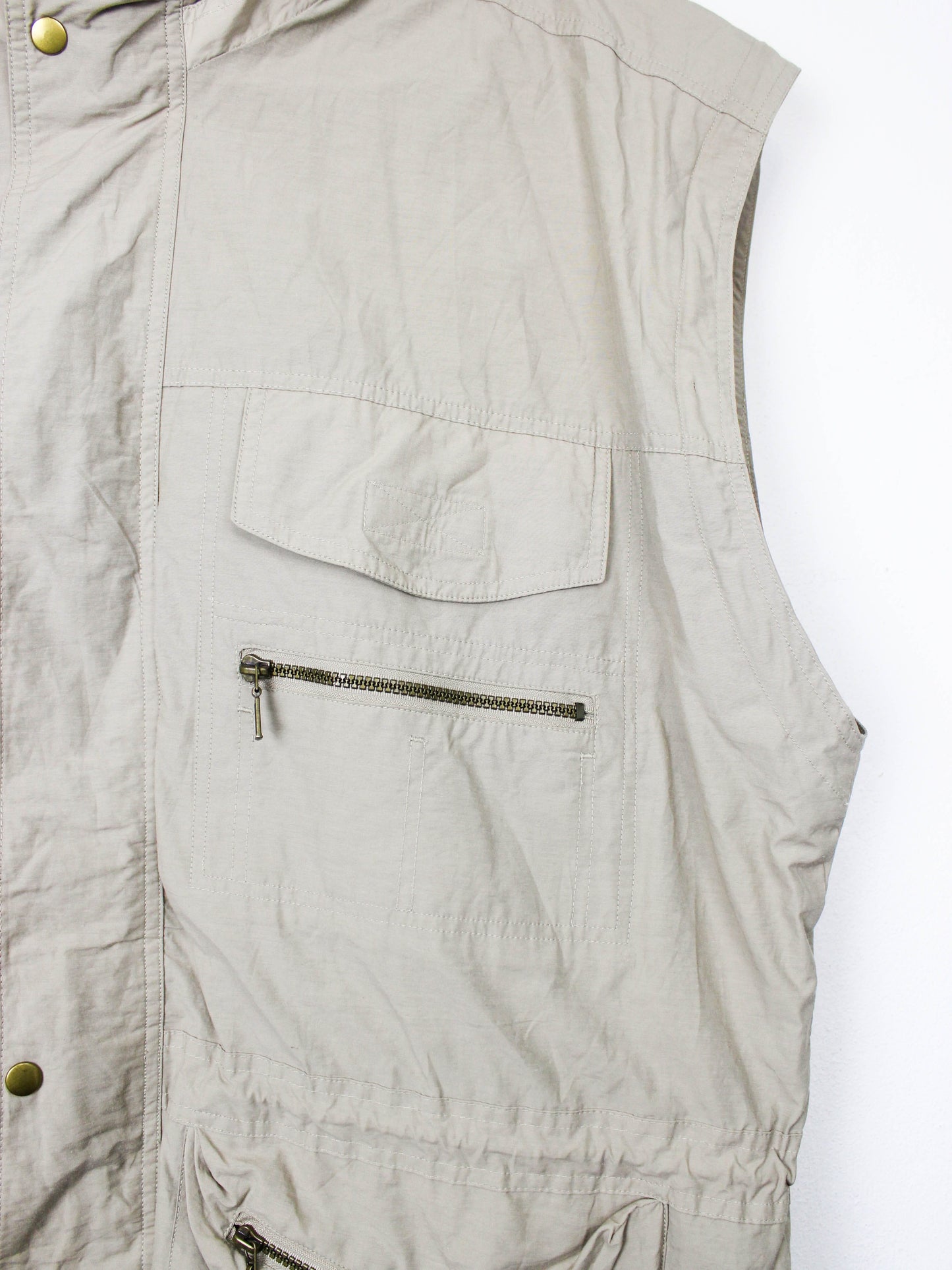 Бежева жилетка TCM