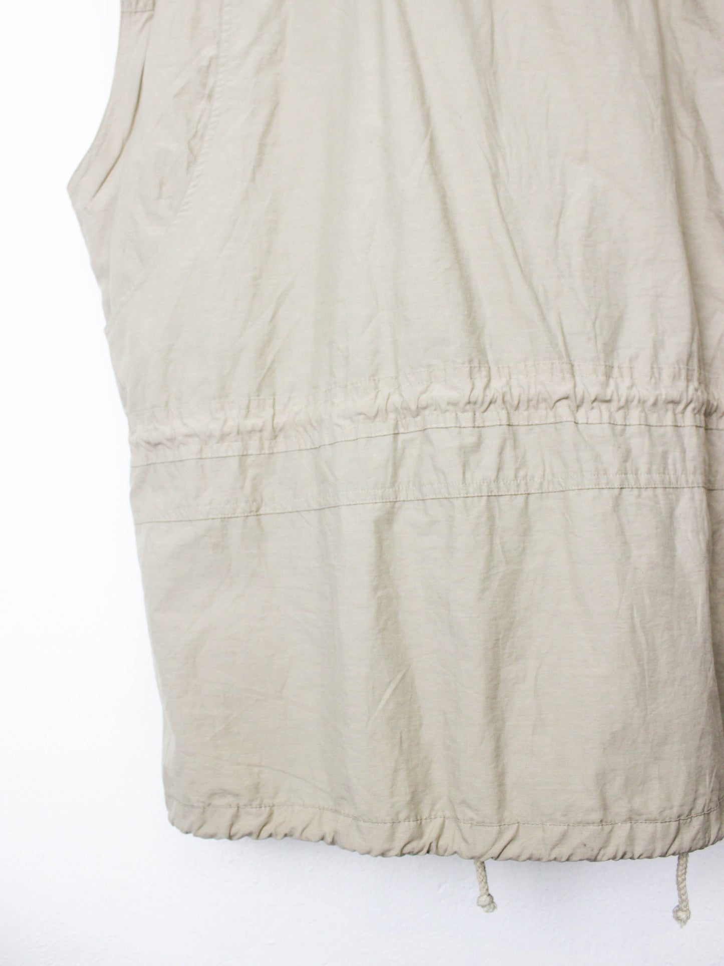 Бежева жилетка TCM