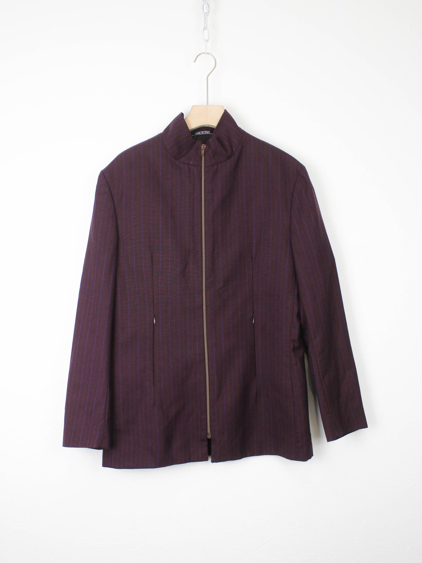 Костюм бордо Domenico Croci