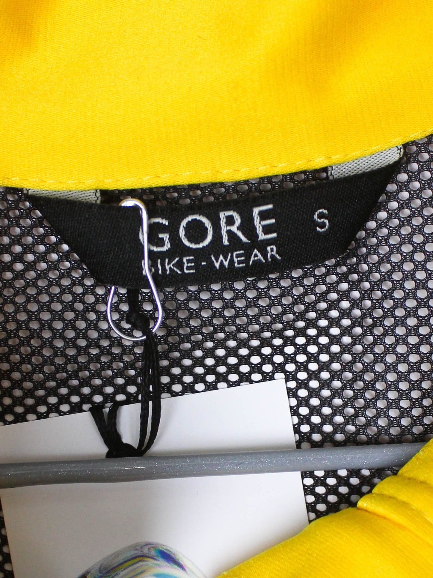 Веложилетка Gore