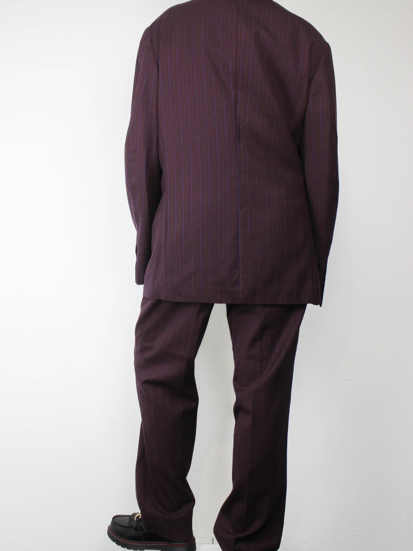 Костюм бордо Domenico Croci