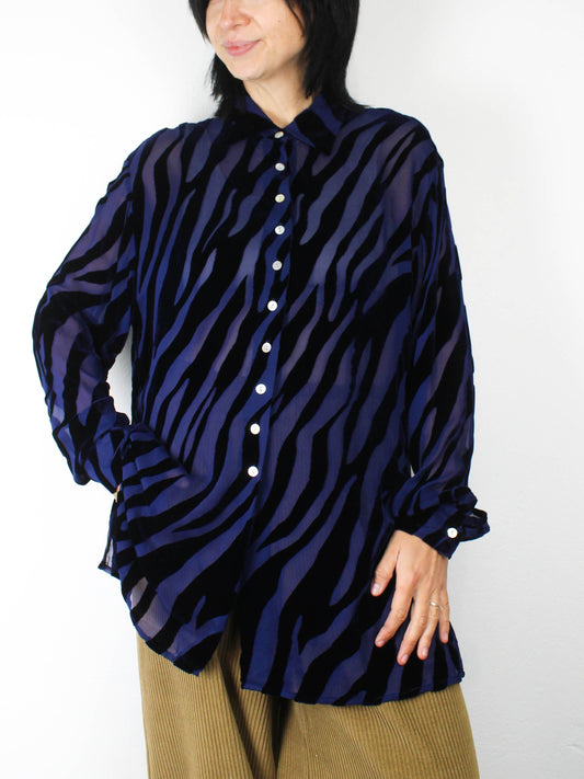 Синя шовкова сорочка з ефектом тигрового принту