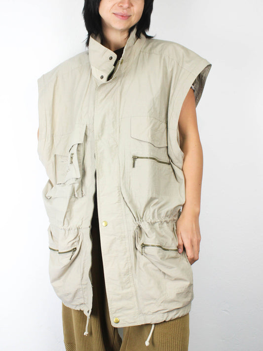 Бежева жилетка TCM