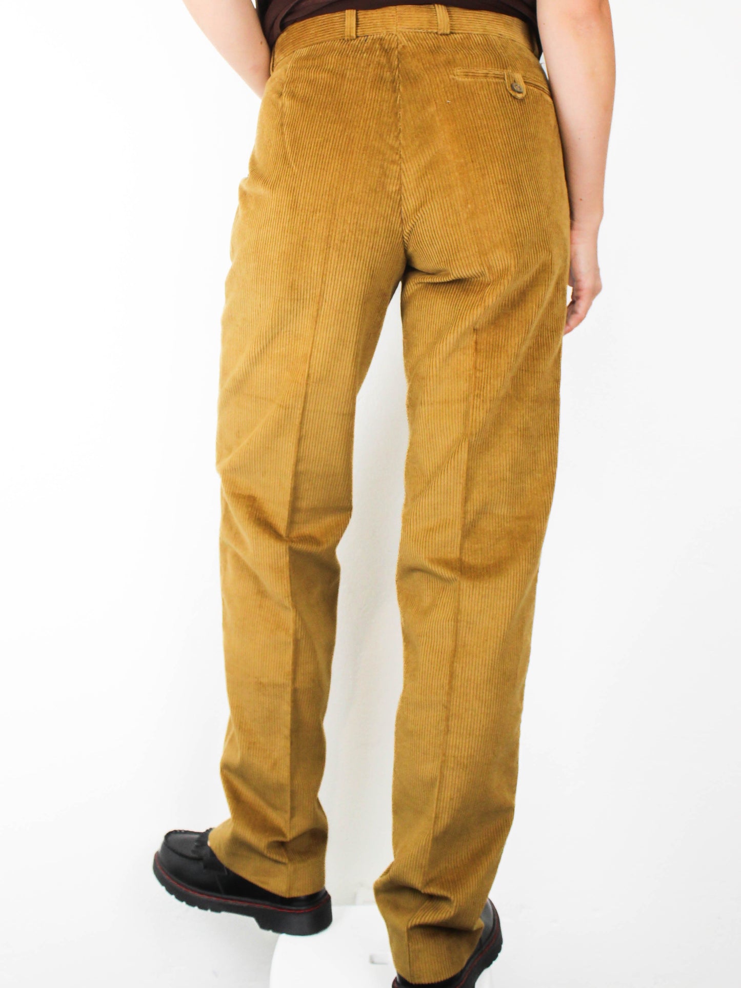 Вельветові штани класичного крою