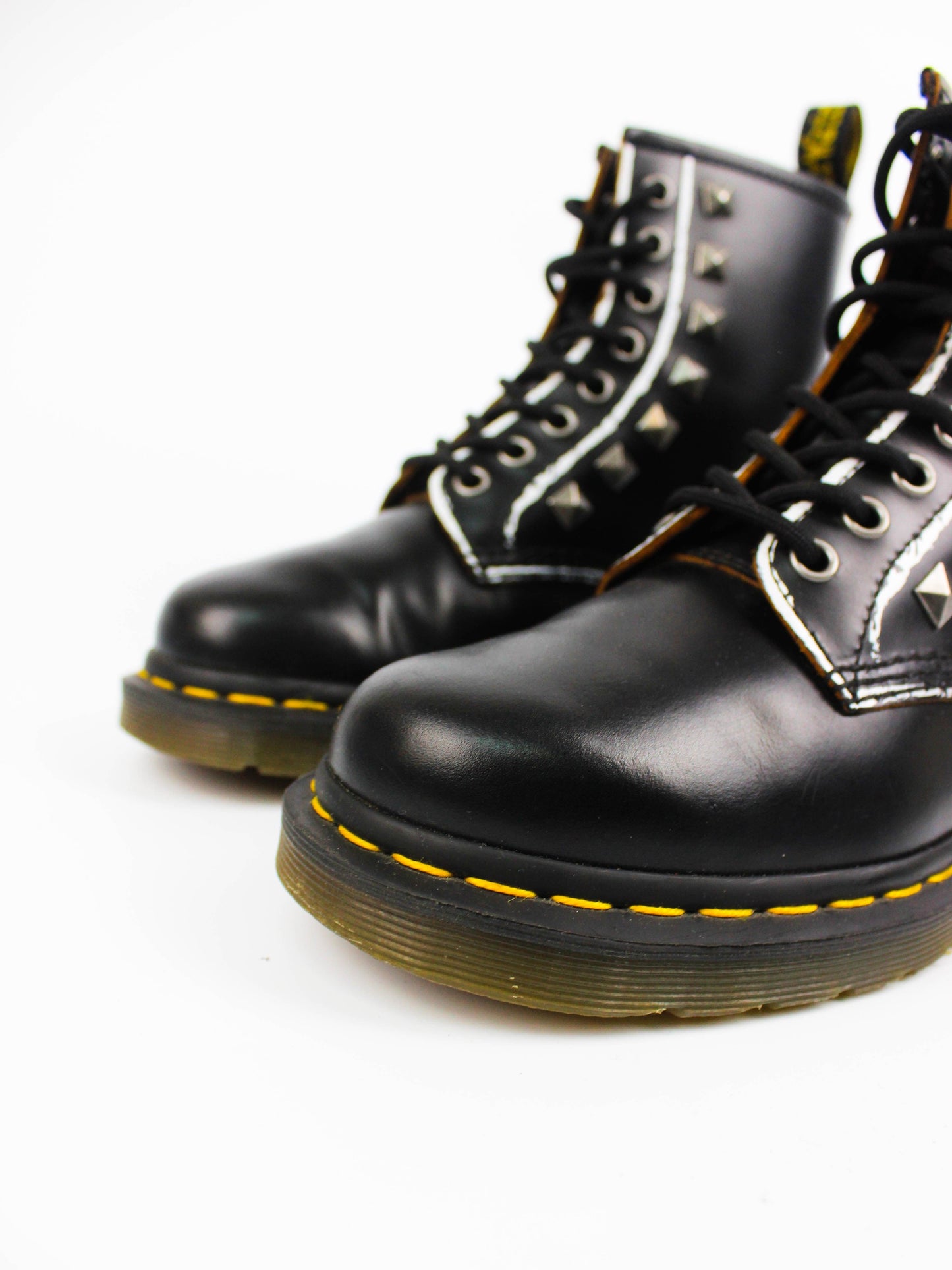 Dr. Martens 1460 Stud in Black