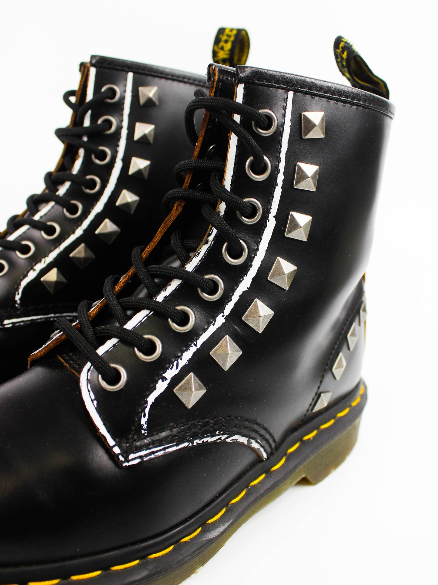 Dr. Martens 1460 Stud in Black
