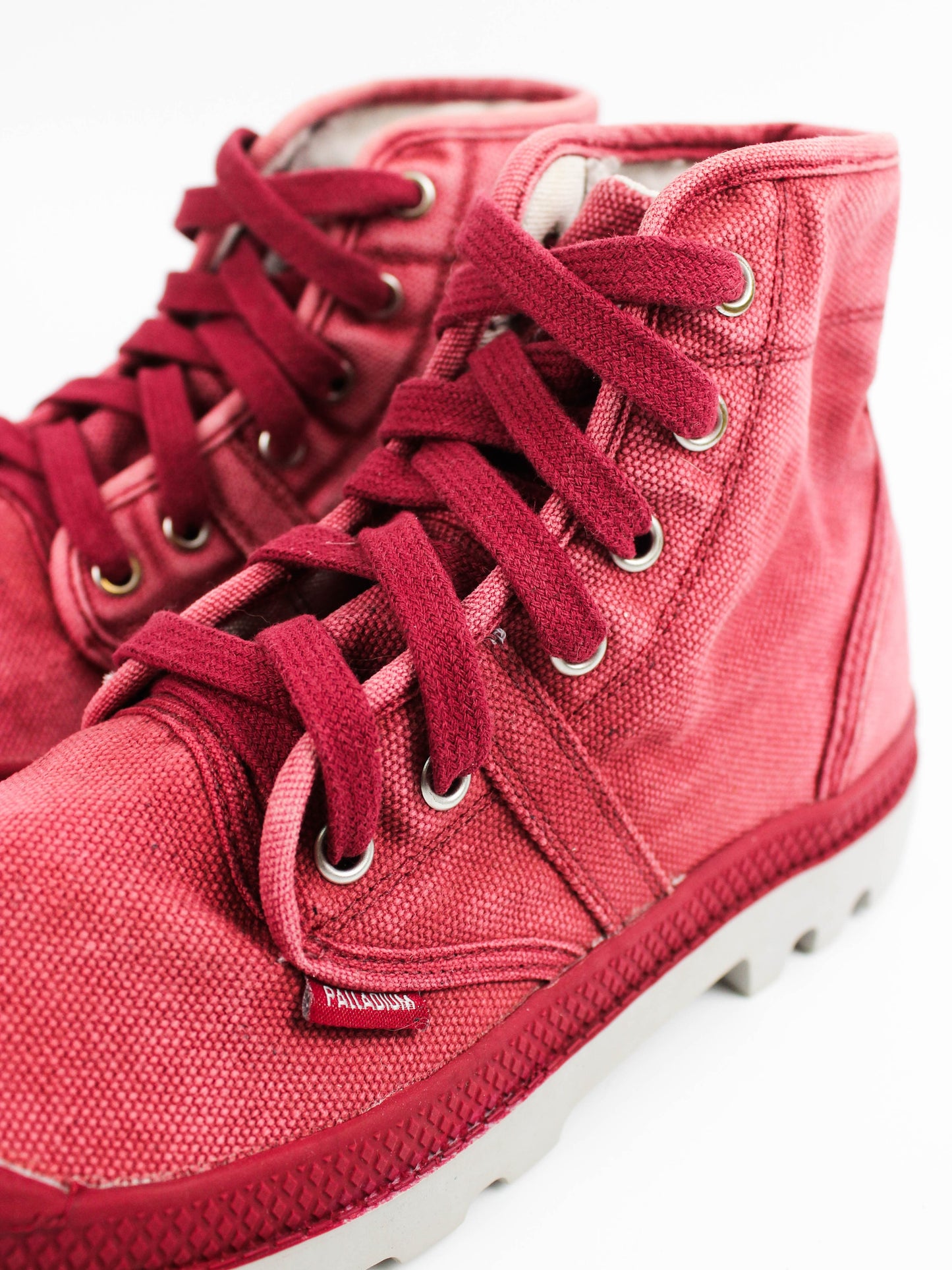 Palladium Pampa Pink