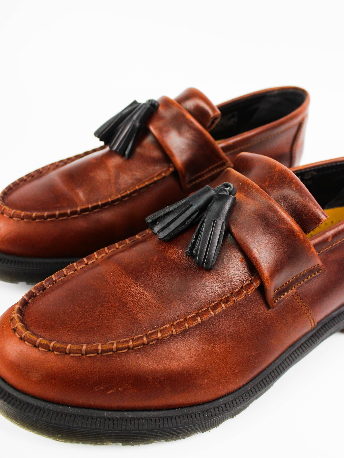 Dr. Martens Adrian Tassel