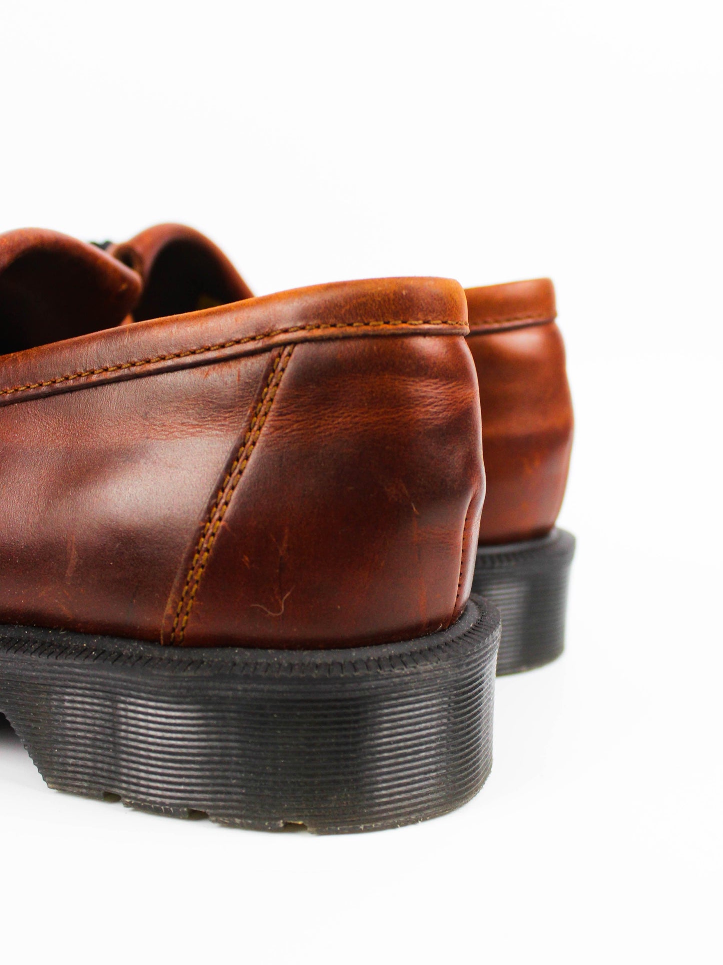 Dr. Martens Adrian Tassel