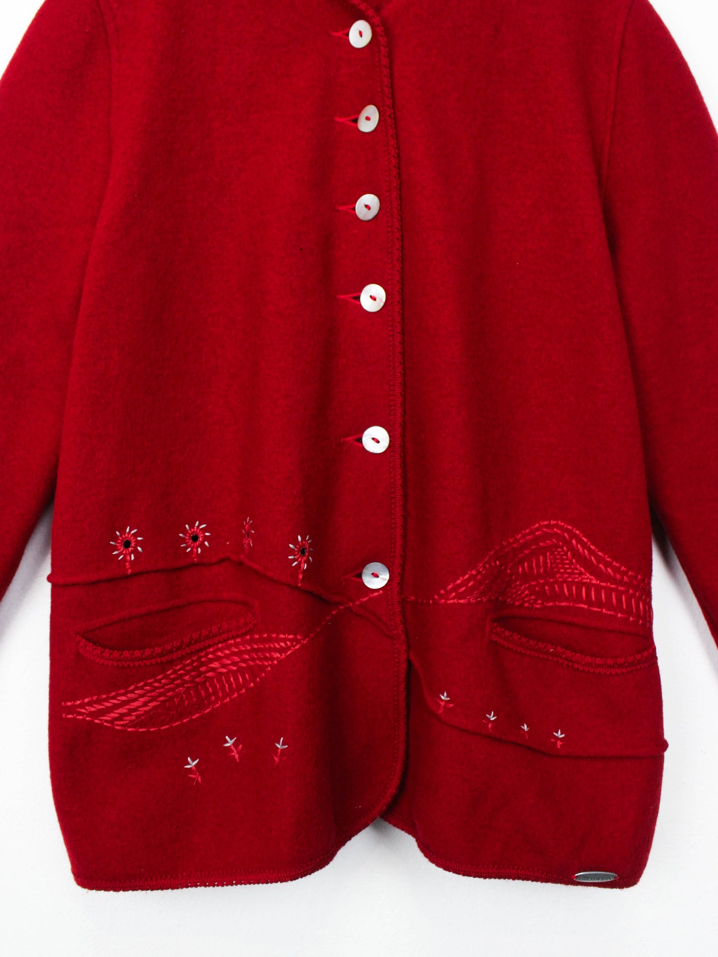 Червоний кардиган Giesswein