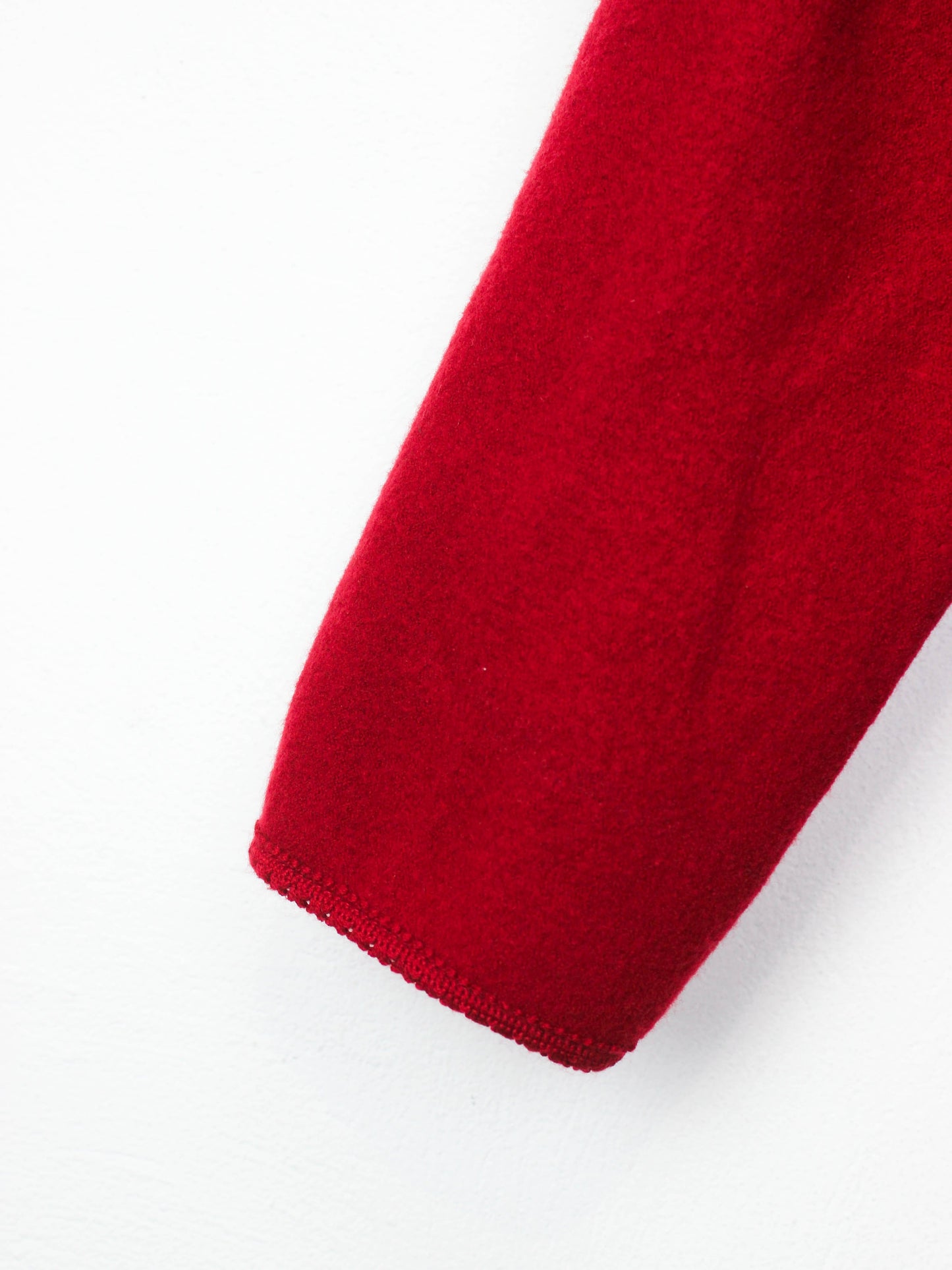 Червоний кардиган Giesswein