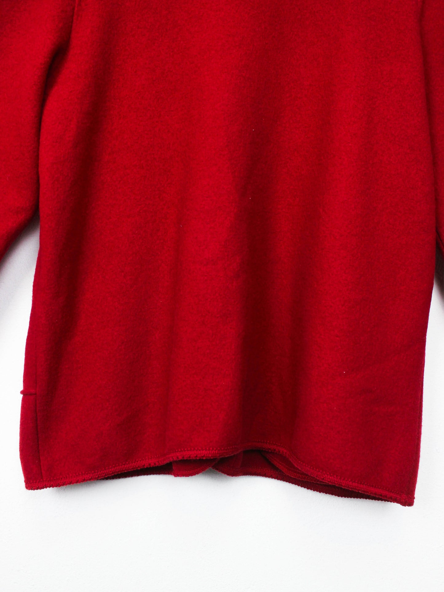 Червоний кардиган Giesswein