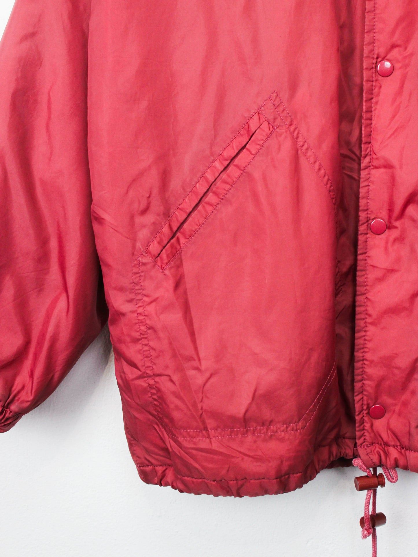Червона куртка Lee