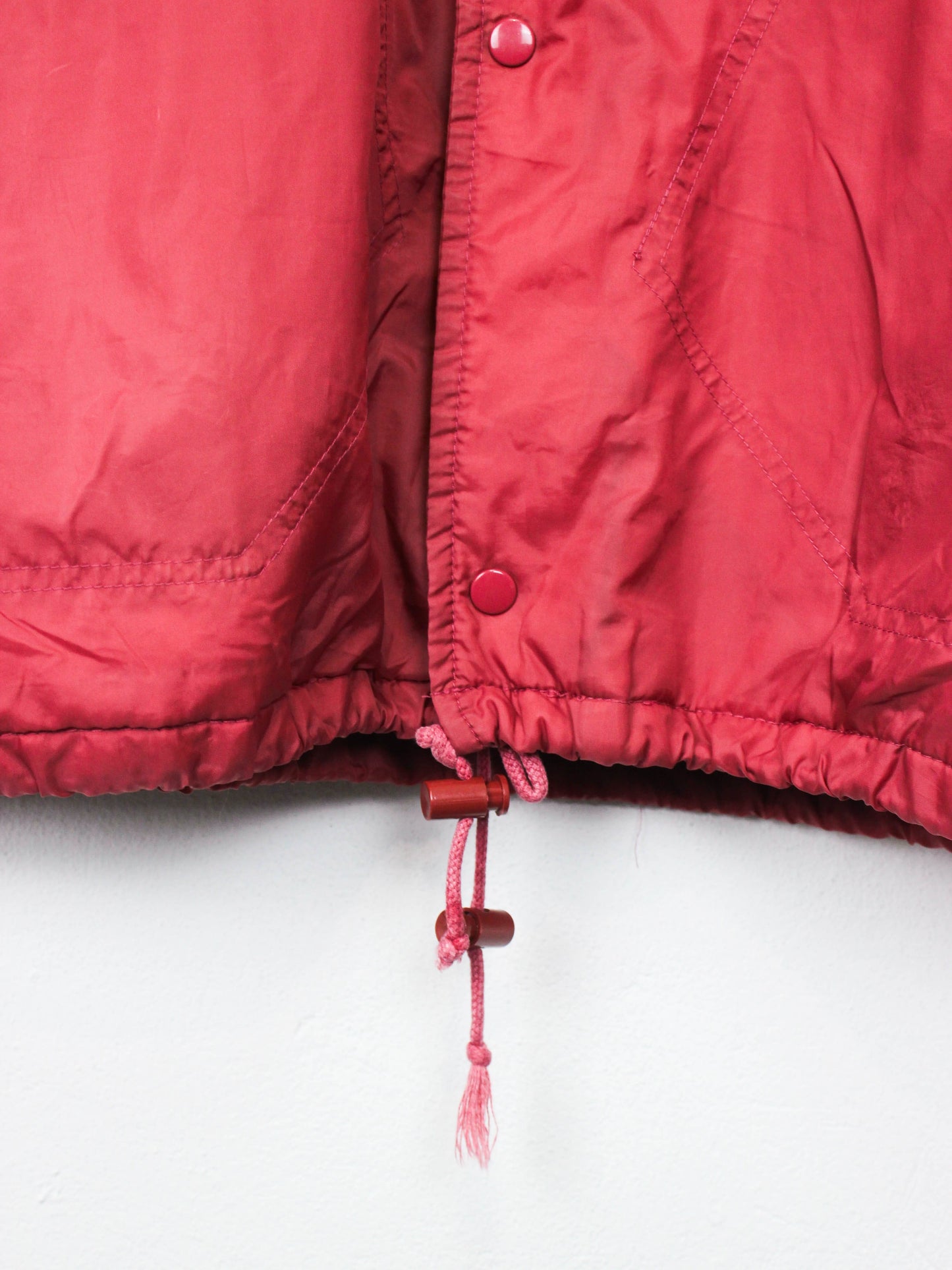 Червона куртка Lee