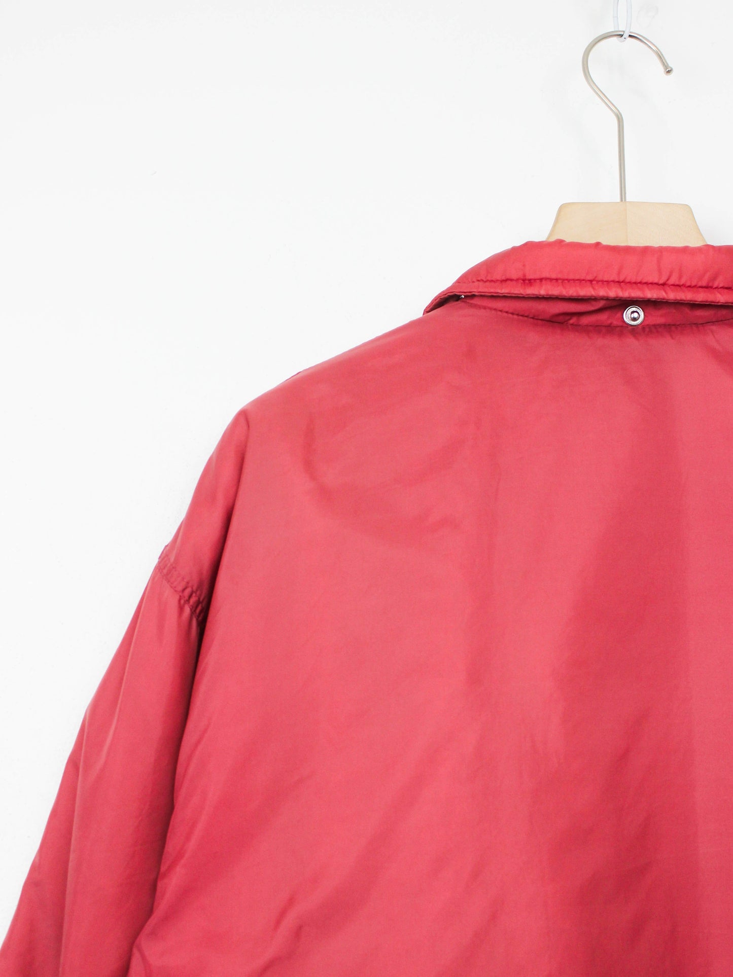 Червона куртка Lee