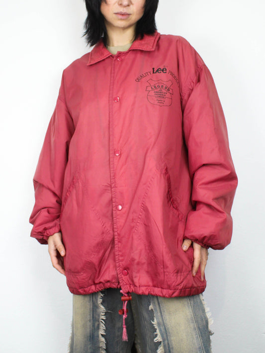 Червона куртка Lee