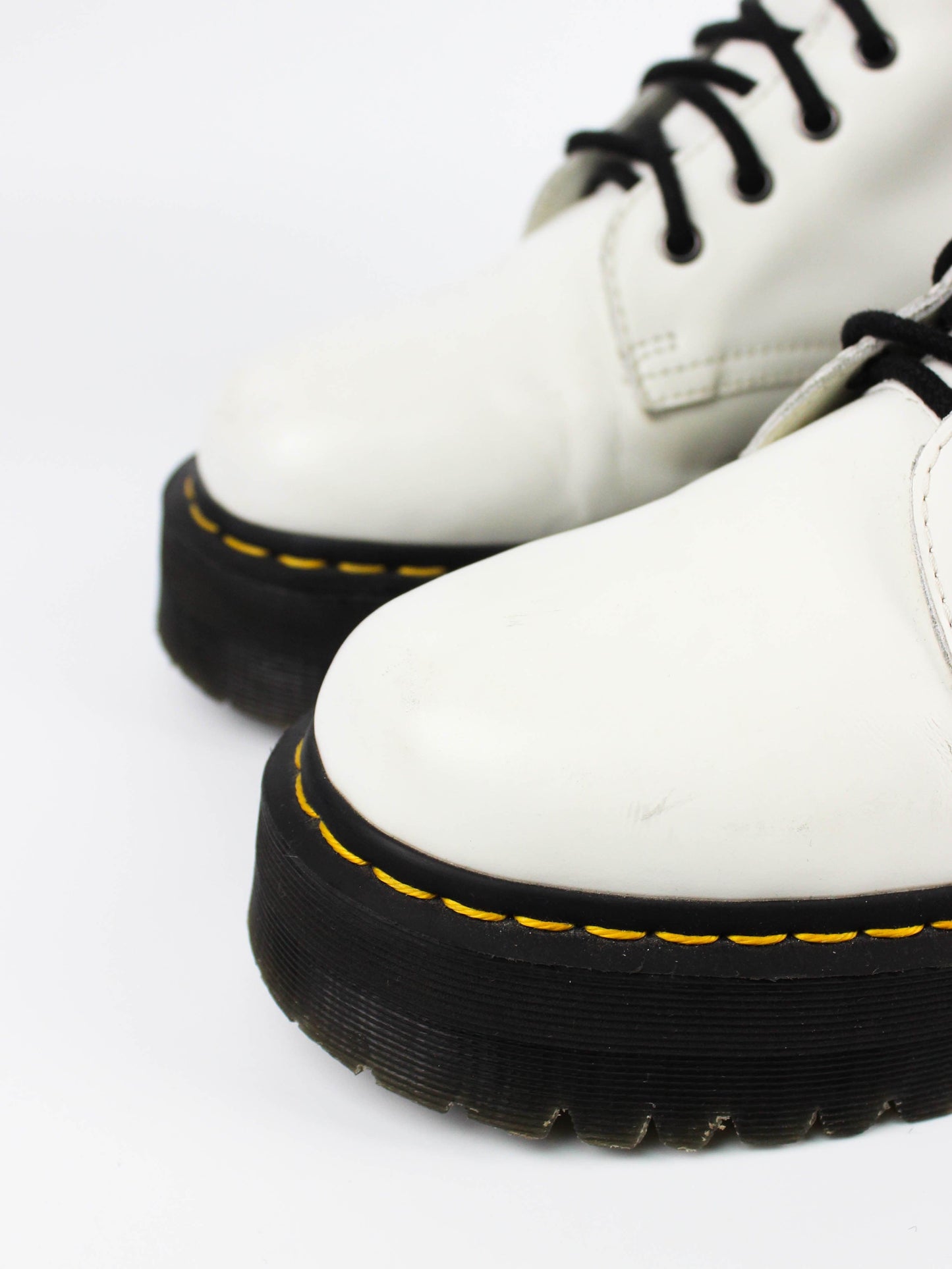 Dr. Martens Jadon - White Smooth