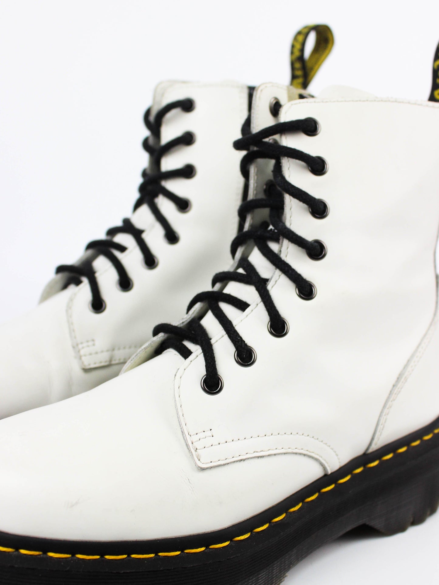 Dr. Martens Jadon - White Smooth