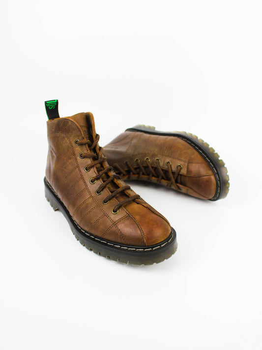 Walsh x Solovair Ref. 830