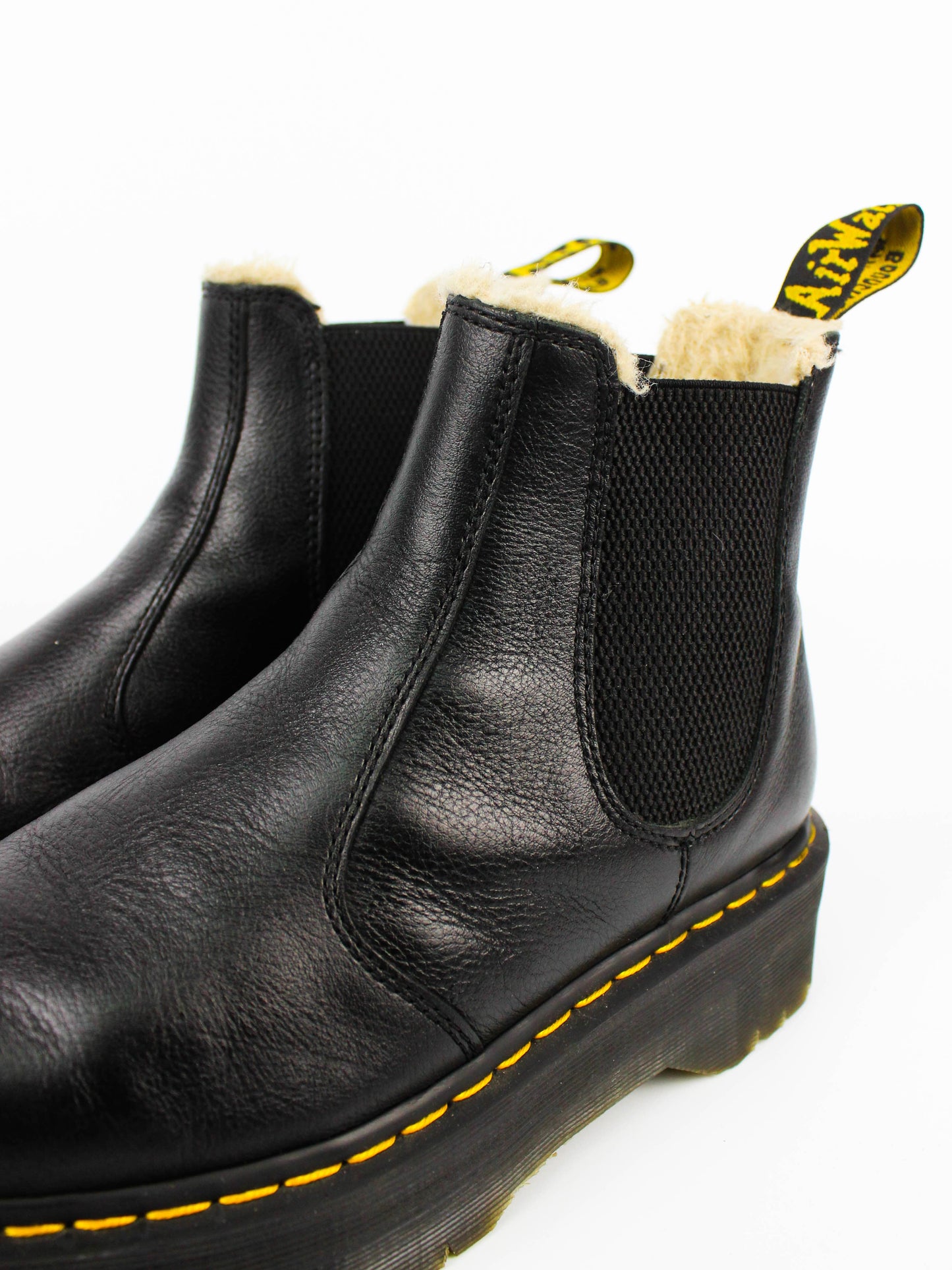 Dr. Martens 2976 Quad Fur Lined - Black Pisa