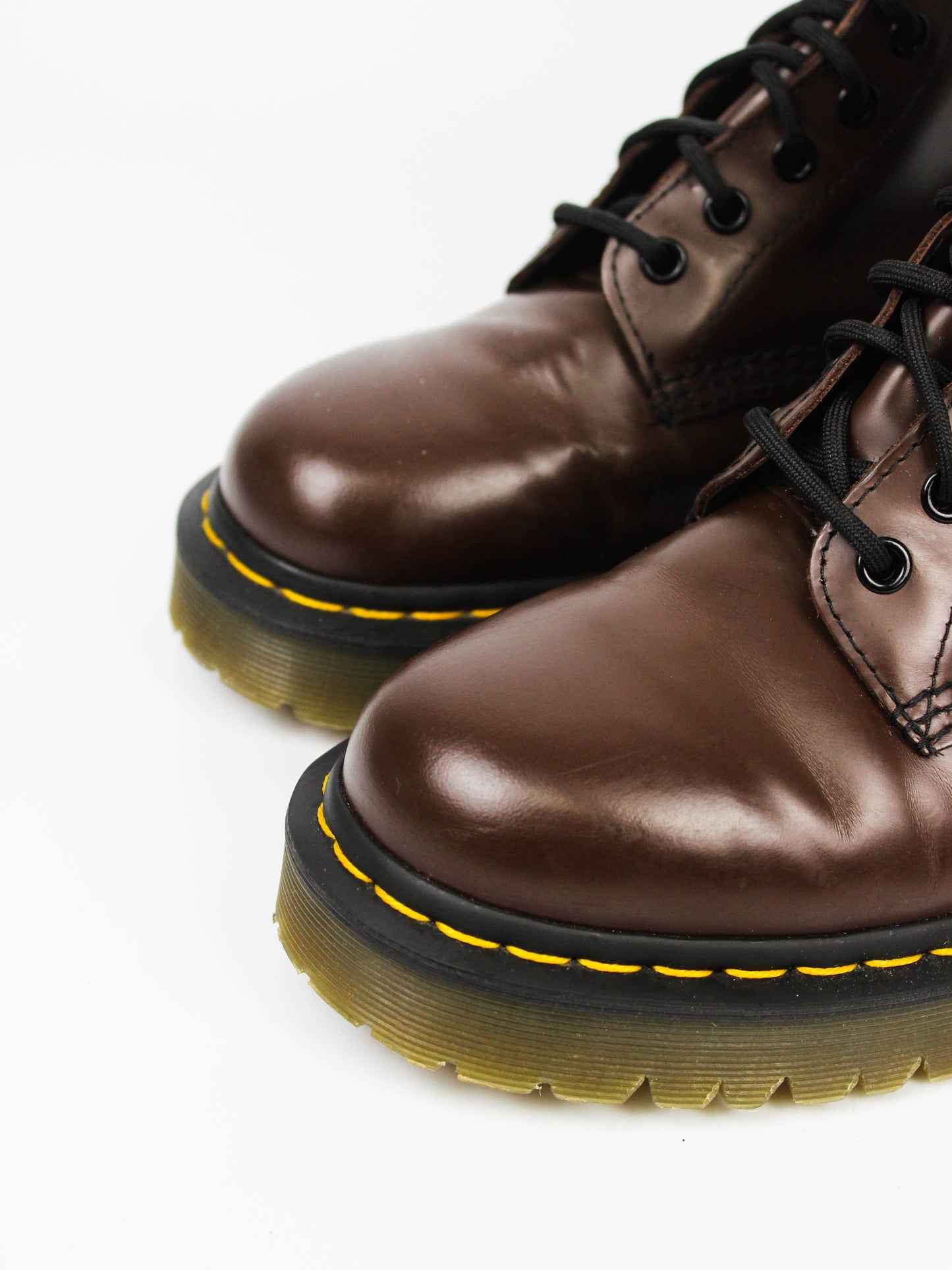 Dr. Martens 17878 – Smooth Brown