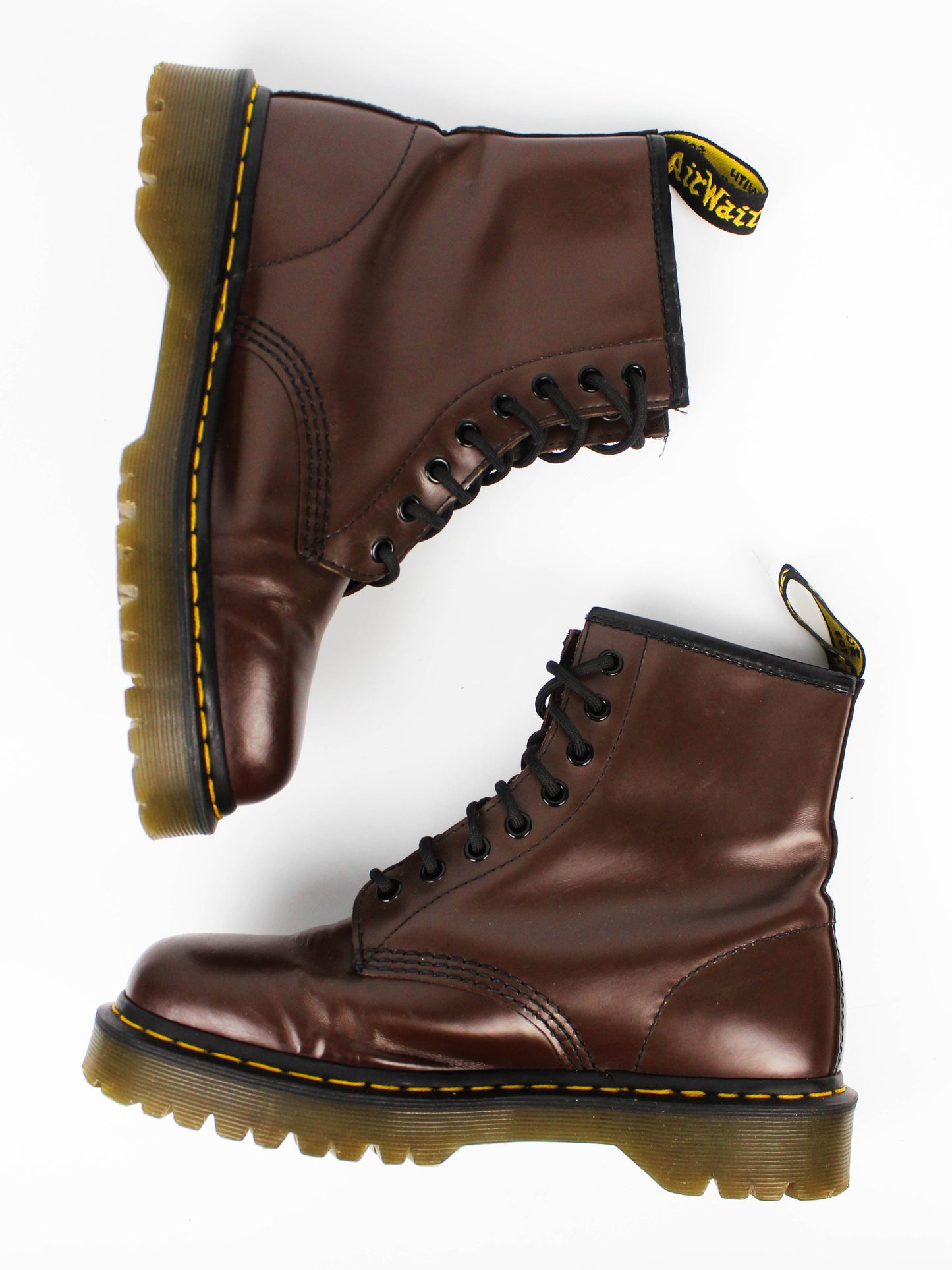 Dr. Martens 17878 – Smooth Brown