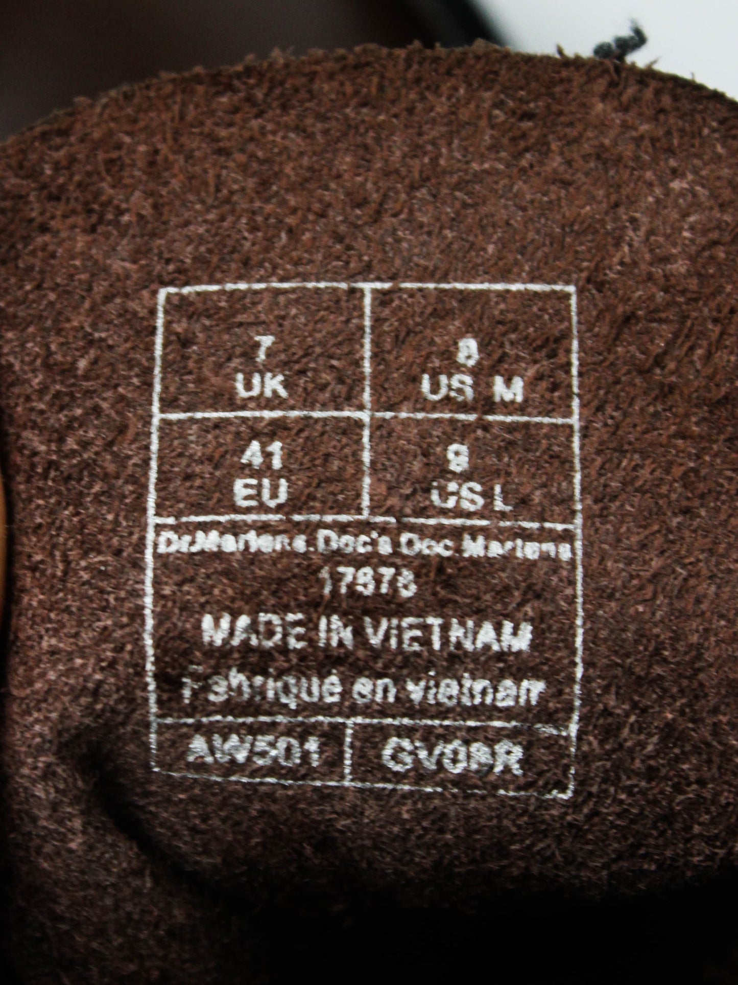 Dr. Martens 17878 – Smooth Brown