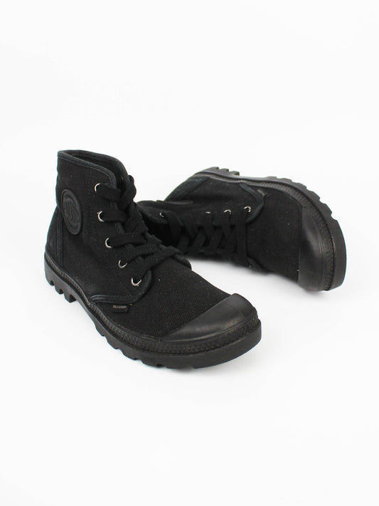 Palladium Pampa Hi Black