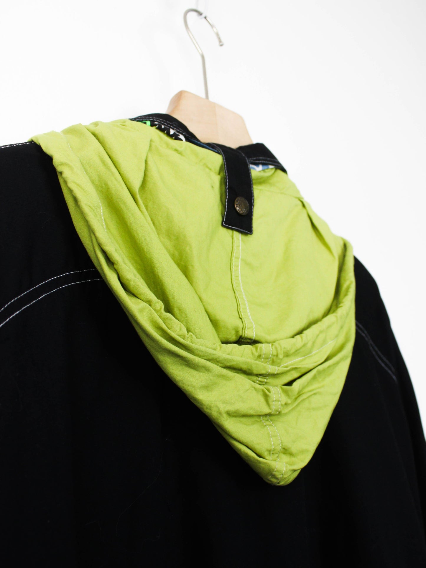 Анорак з 90-х з неоновими вставками