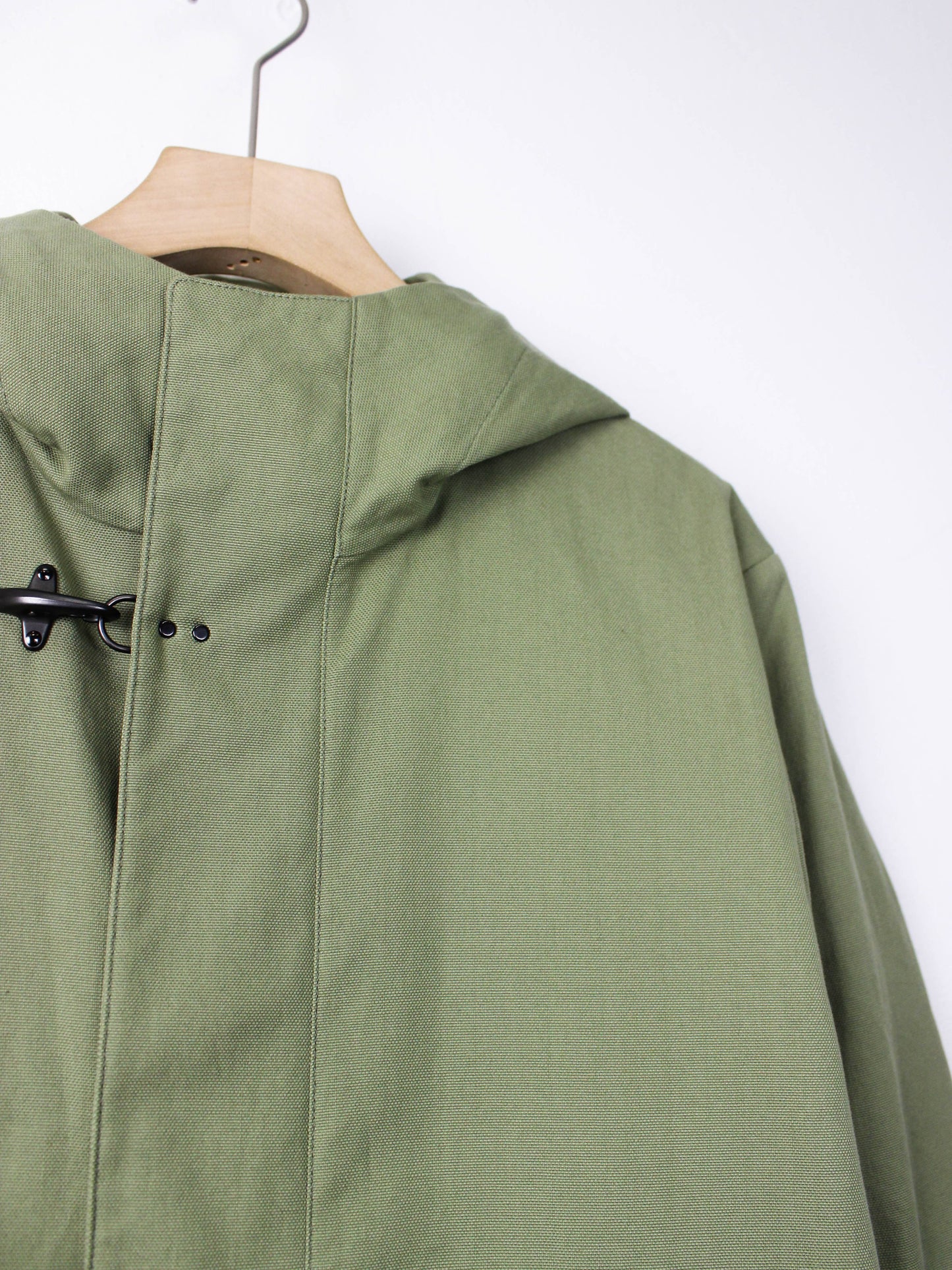 Оливкове пальто Tod`s