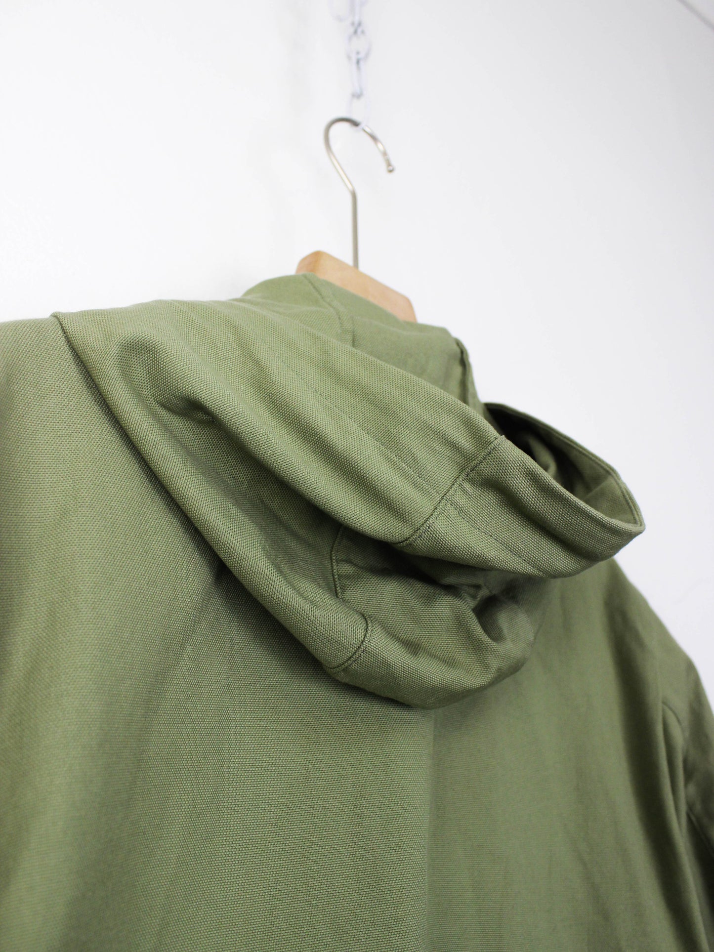 Оливкове пальто Tod`s