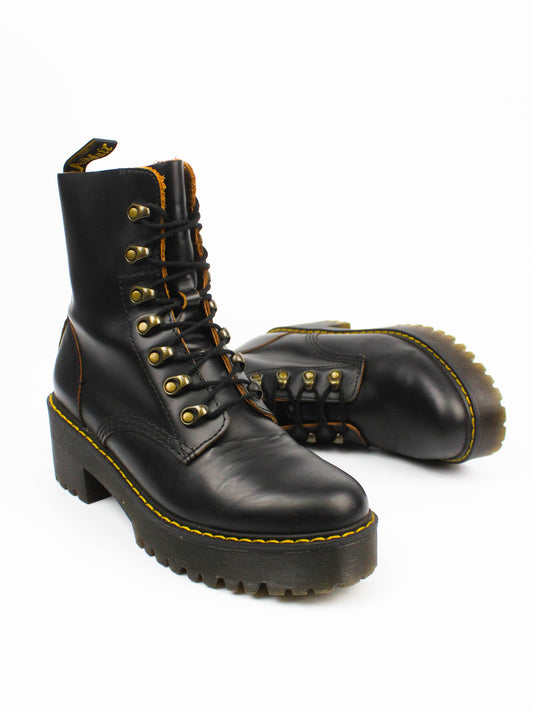 Dr. Martens Leona Heeled Black Smooth