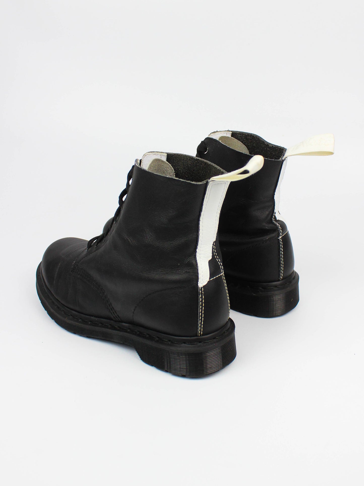 Dr. Martens 1460 Pascal Mono