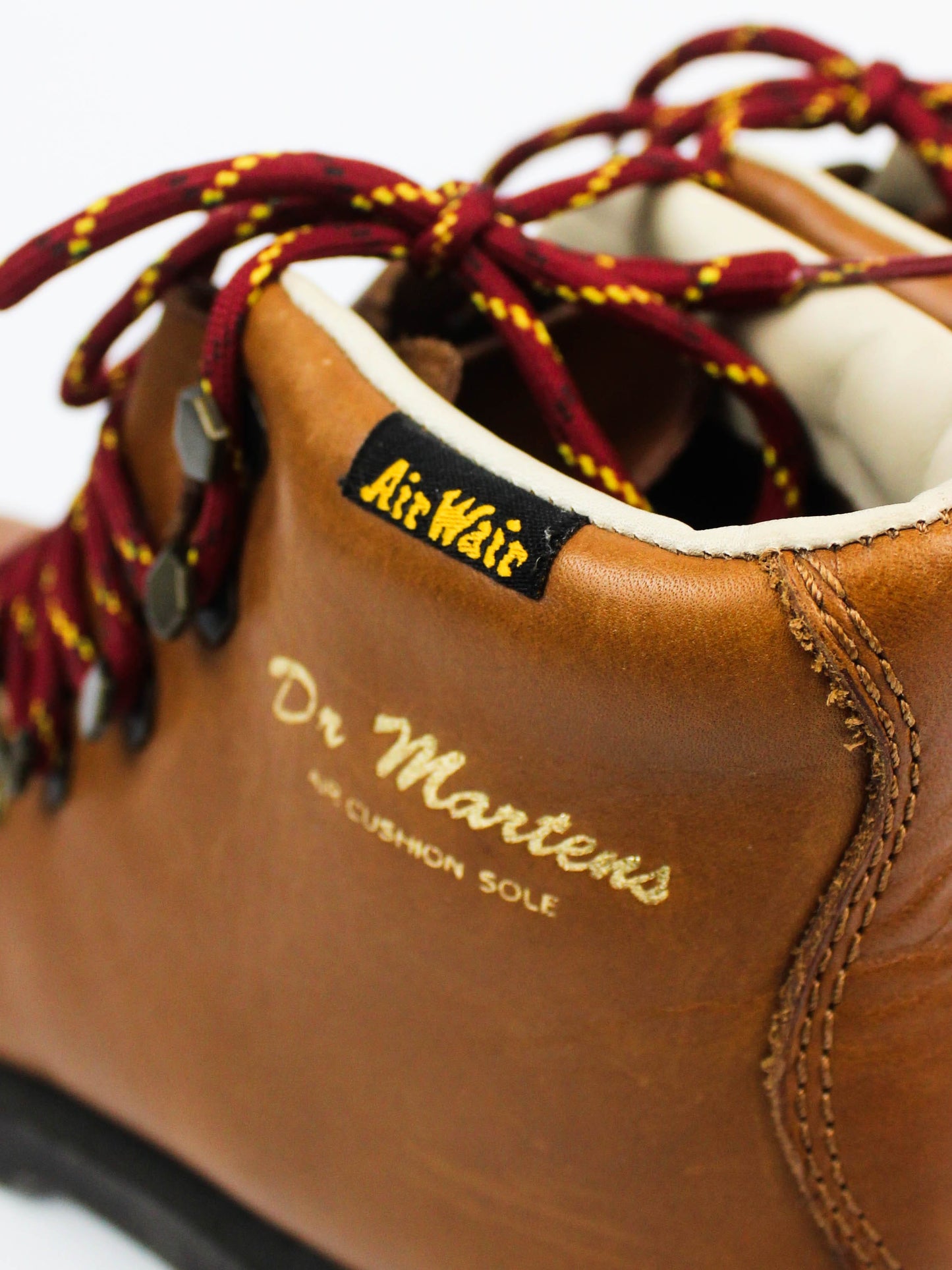 Dr. Martens Holt Hitch Hiker