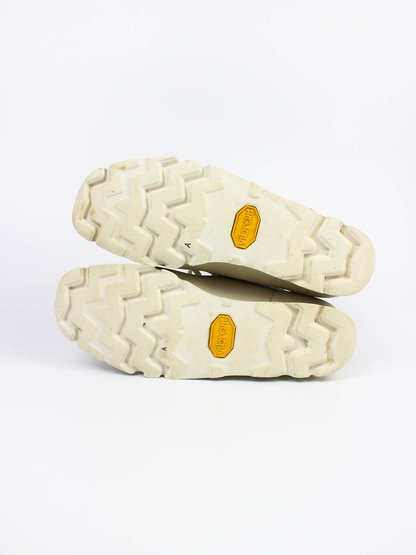 Clarks Originals Wallabee