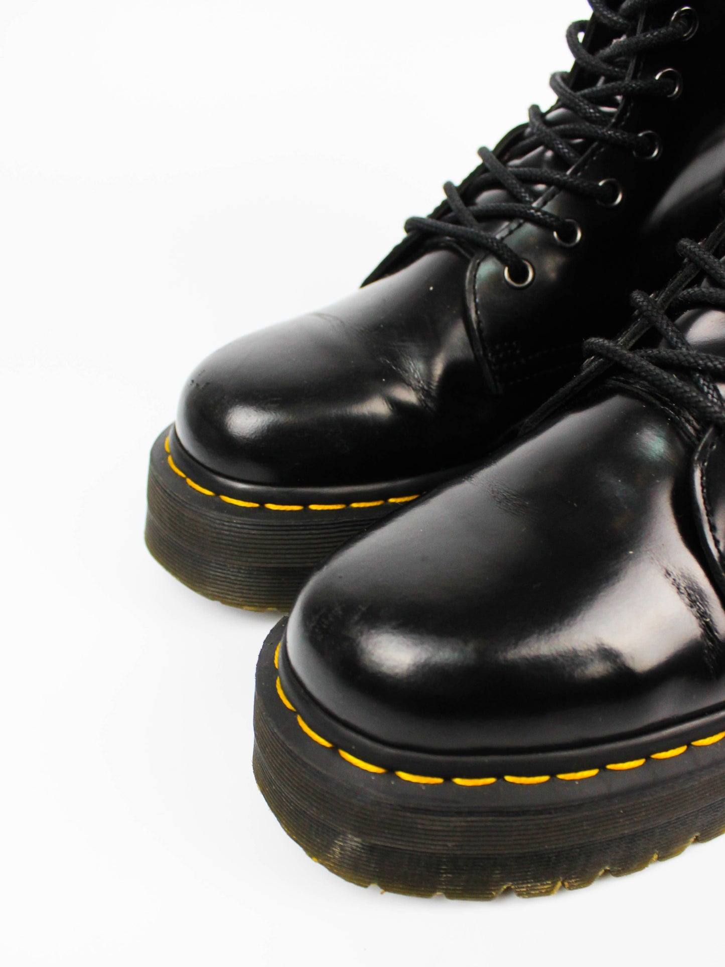 Dr. Martens Jadon – Black Polished Smooth
