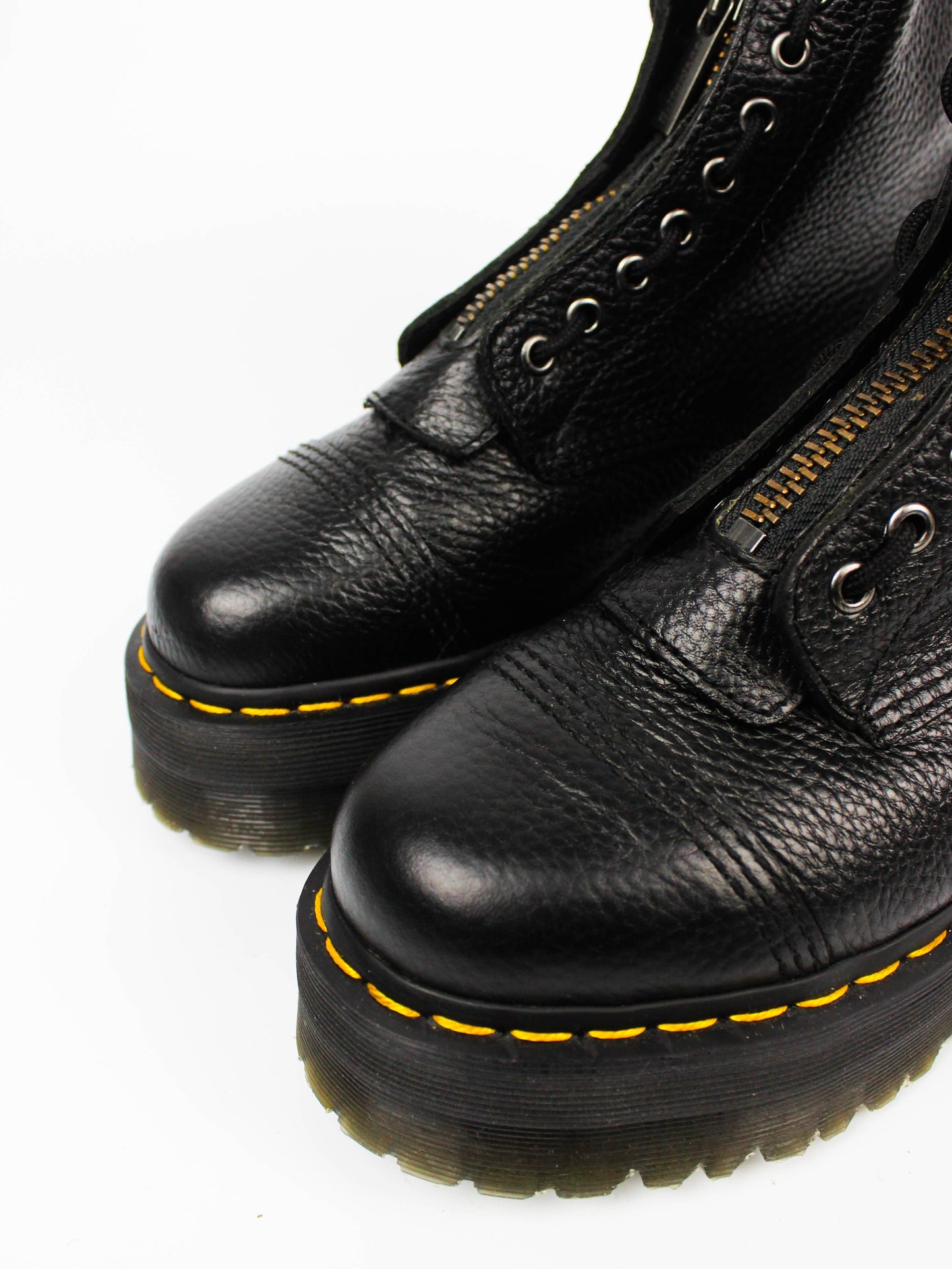 Dr. Martens Sinclair Nappa